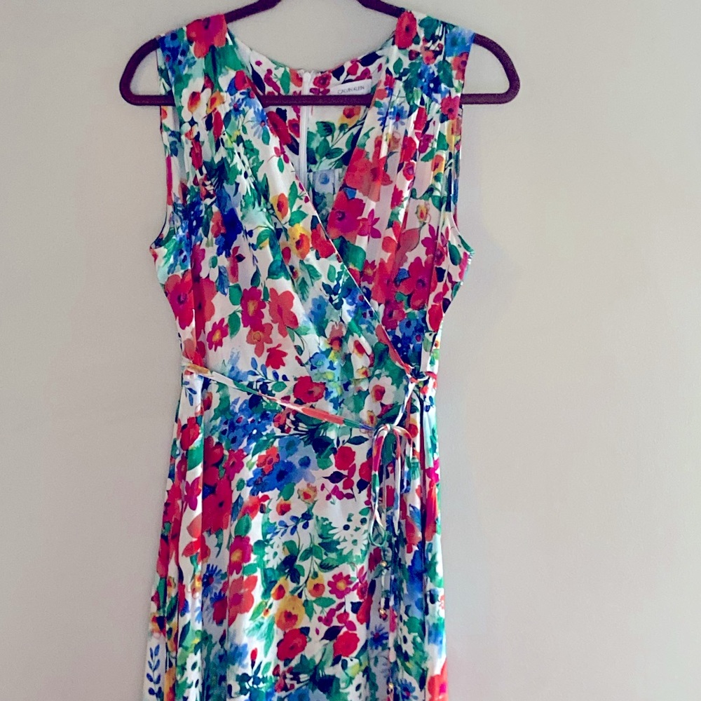 calvin klein Maxi dress Size 14 gorgeous summer Dress approximate length 49”